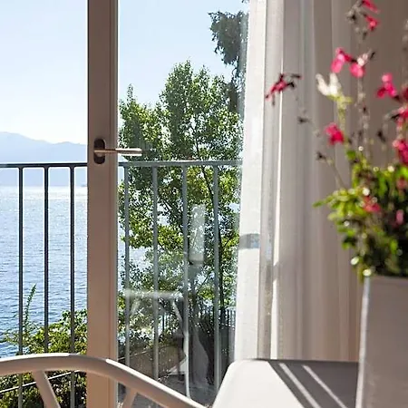 De Charme Laveno 4*